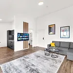 Inhome - Kueche - Tv - Parken - Balkon Appartement