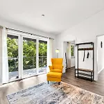 Inhome - Kueche - Tv - Parken - Balkon