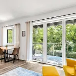 Inhome - Kueche - Tv - Parken - Balkon