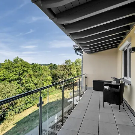 Inhome - Kueche - Tv - Parken - Balkon *