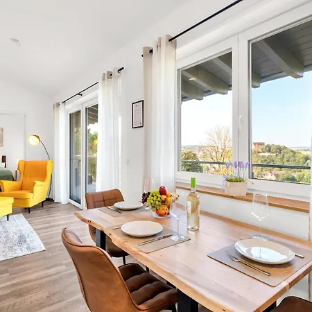 Inhome - Kueche - Tv - Parken - Balkon Appartement *